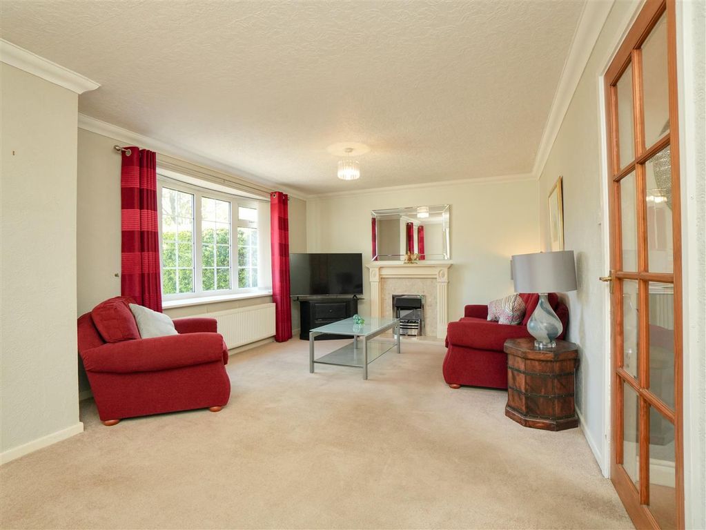 Property photo 2 of 14 Dining Lounge