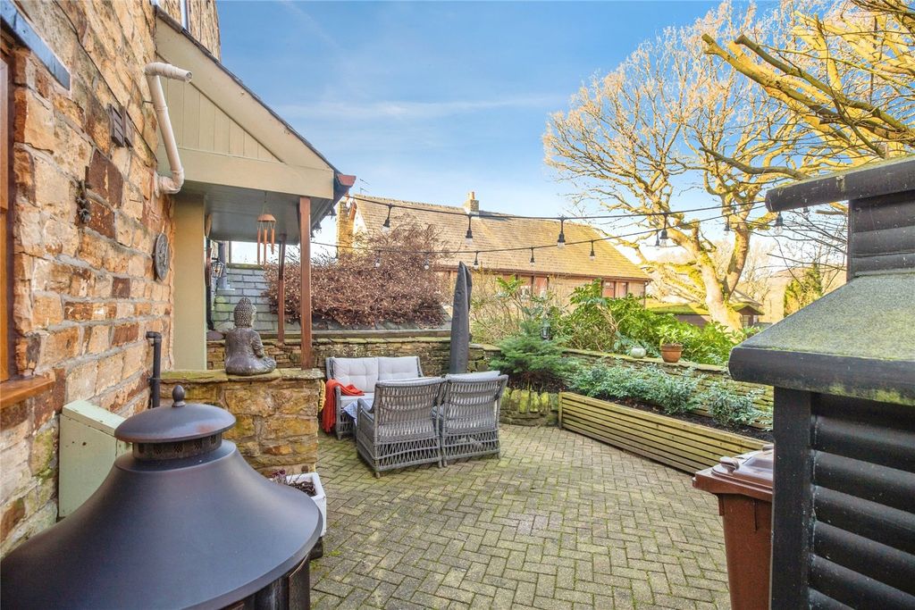 Property photo 3 of 22 Picture No. 04