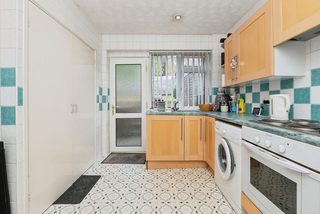 Property photo 2 of 19 Pbox-Img.Jpg