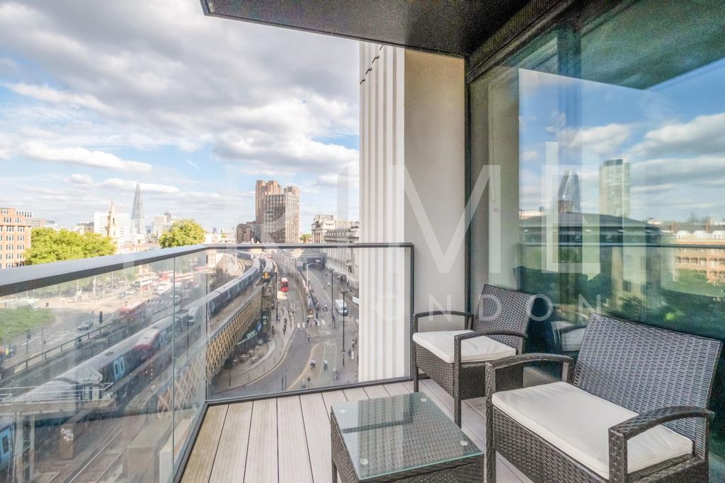 Property photo 2 of 16 6Ooc (1).Jpg