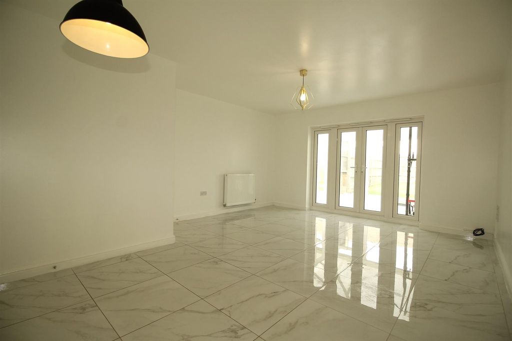 Property photo 2 of 14 Img_8780.Jpeg