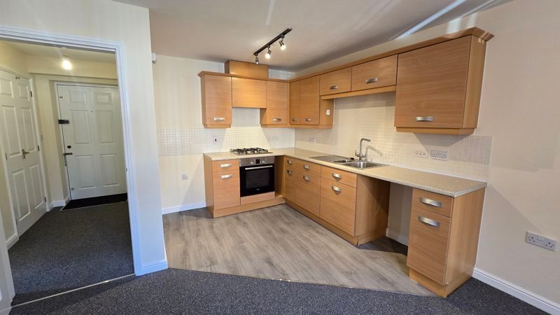 Property photo 3 of 13 Photo 2