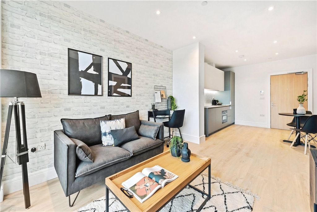 Property photo 1 of 9 Reception Rom