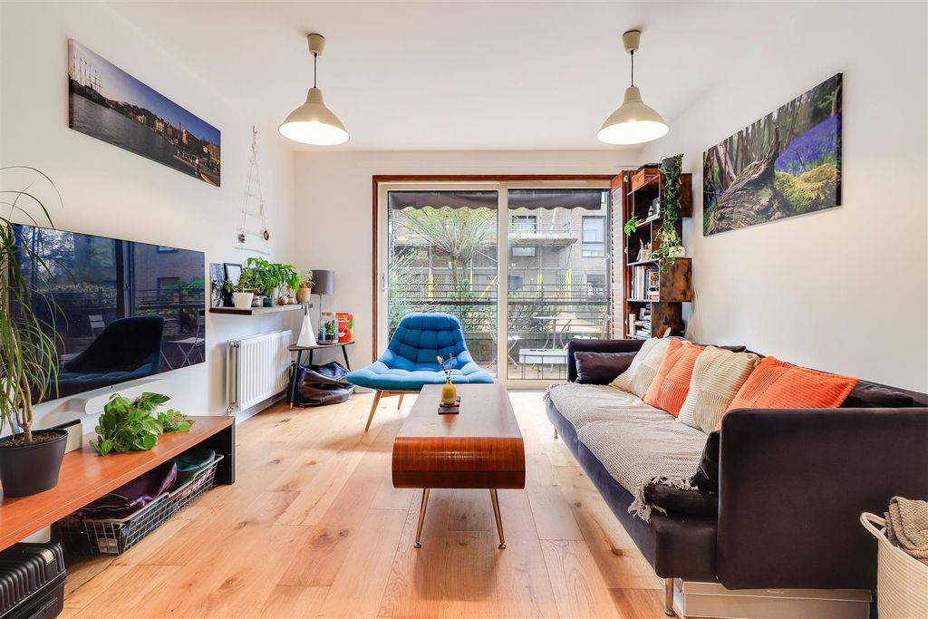 Property photo 2 of 13 Img (3).Jpg