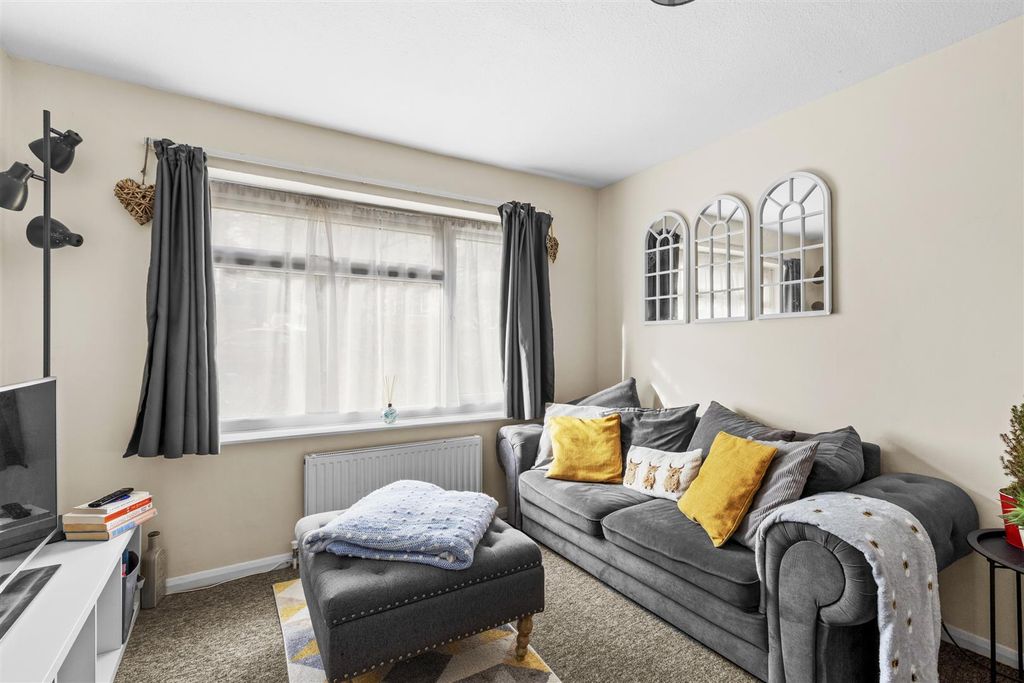 Property photo 2 of 16 51B Lounge Diner.Jpg