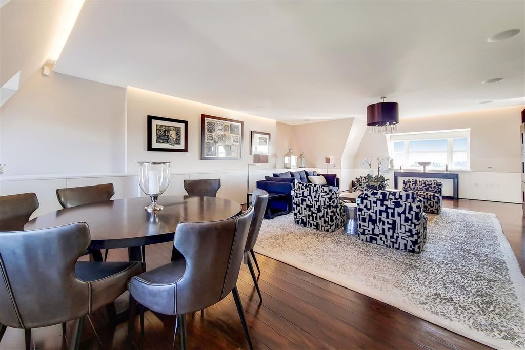 Property photo 2 of 12 7_Reception-1.Jpg