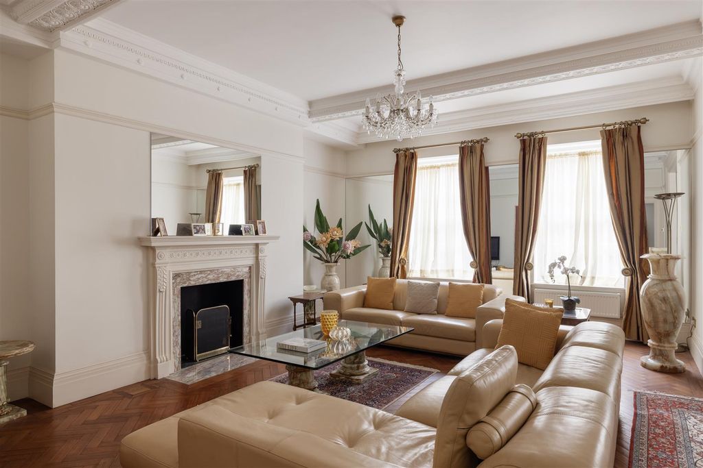 Property photo 2 of 17 Hansonâ€™S Estate-7 Claridges House-10_Hi.Jpg