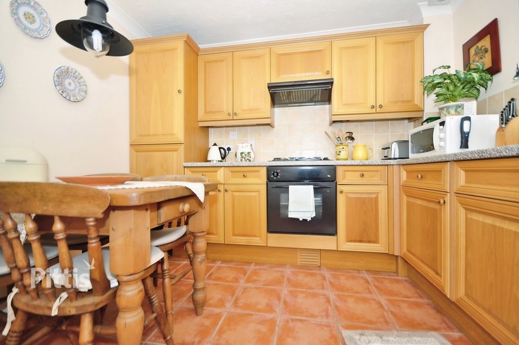 Property photo 3 of 13