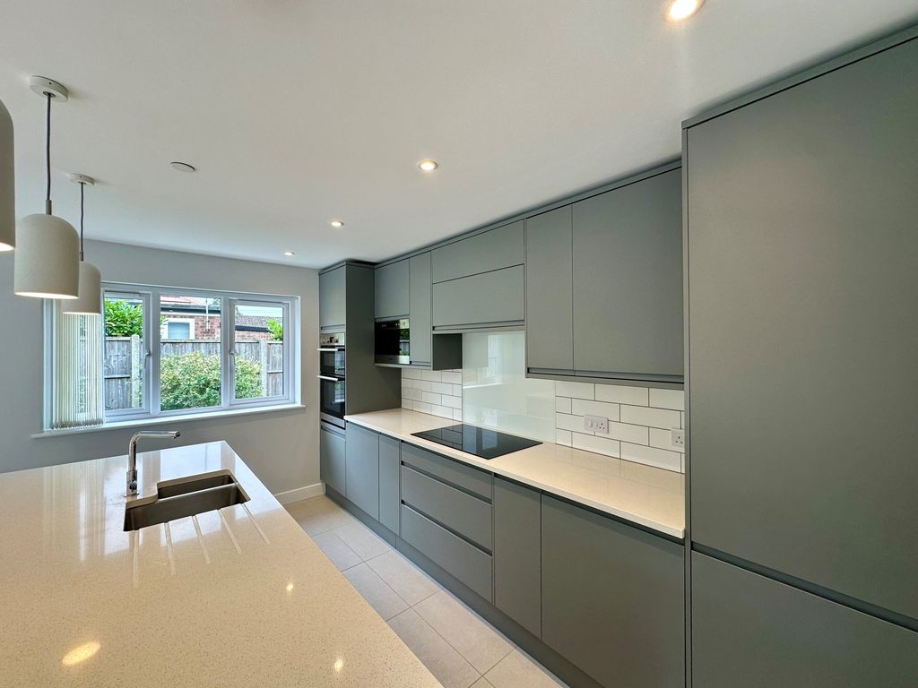 Property photo 2 of 25 View