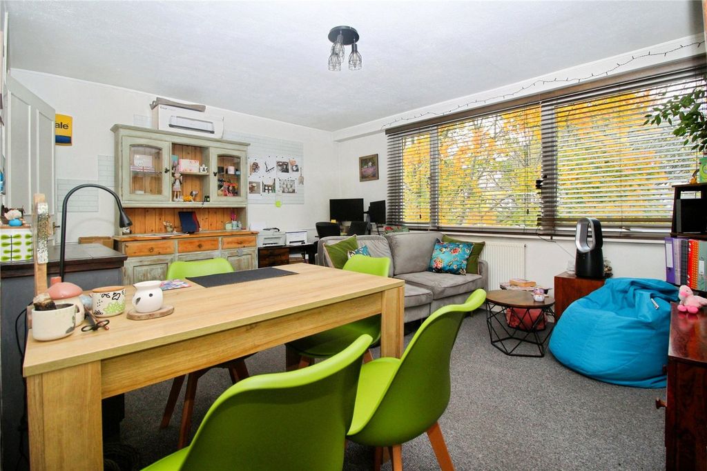 Property photo 3 of 10 Picture No. 10