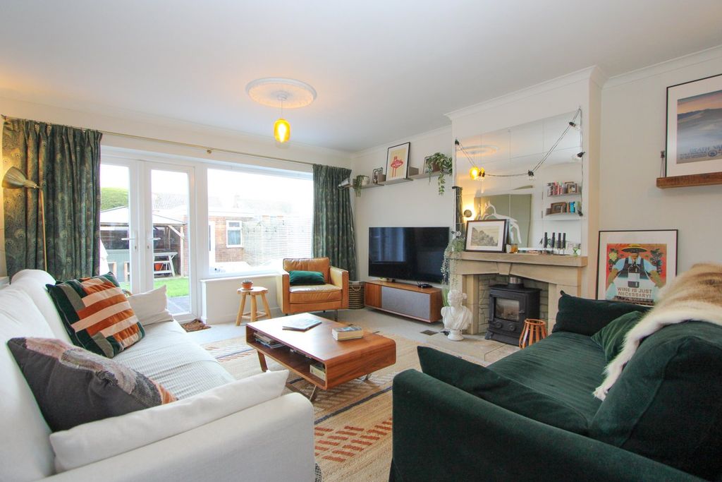 Property photo 3 of 26