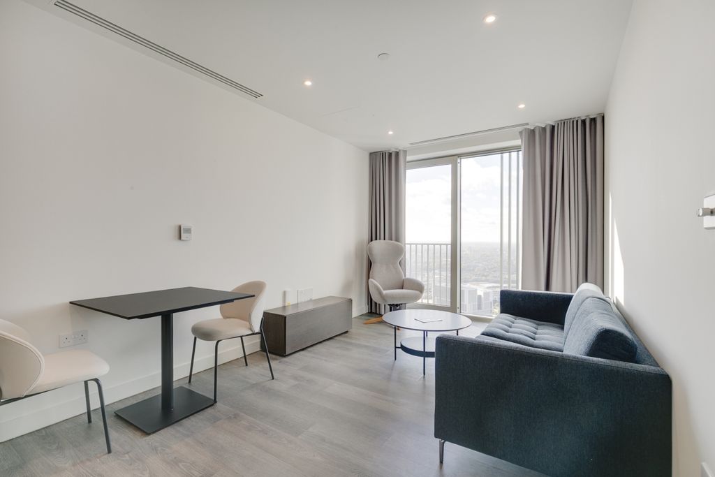 Property photo 3 of 10 332-Xavier-Buildi...