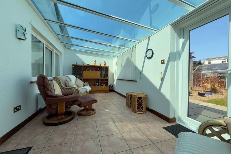 Property photo 3 of 17 Sun Lounge