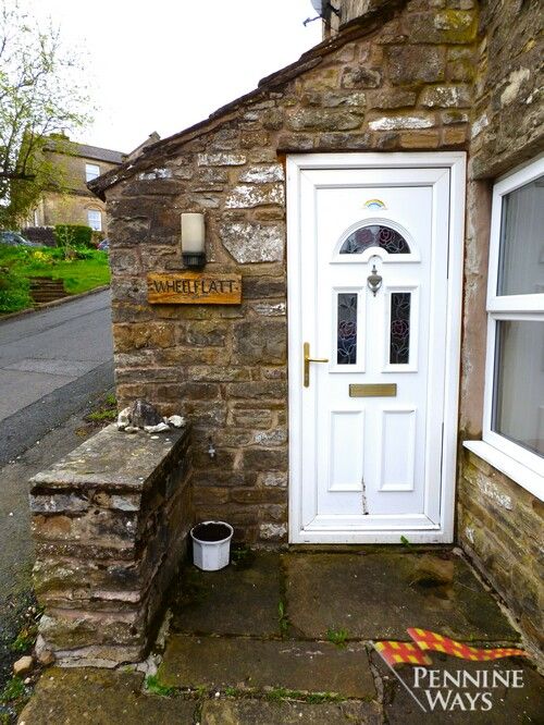 Property photo 2 of 15 Frontage