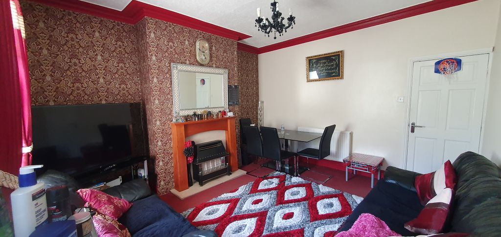 Property photo 3 of 14