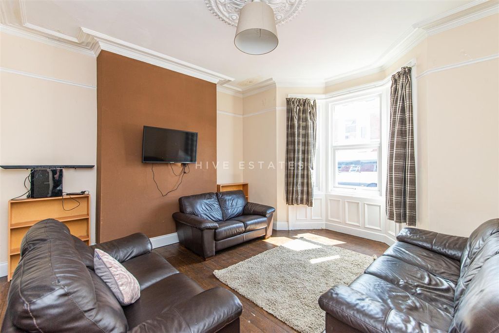 Property photo 3 of 39 Living Room - 46 Chester .Jpg