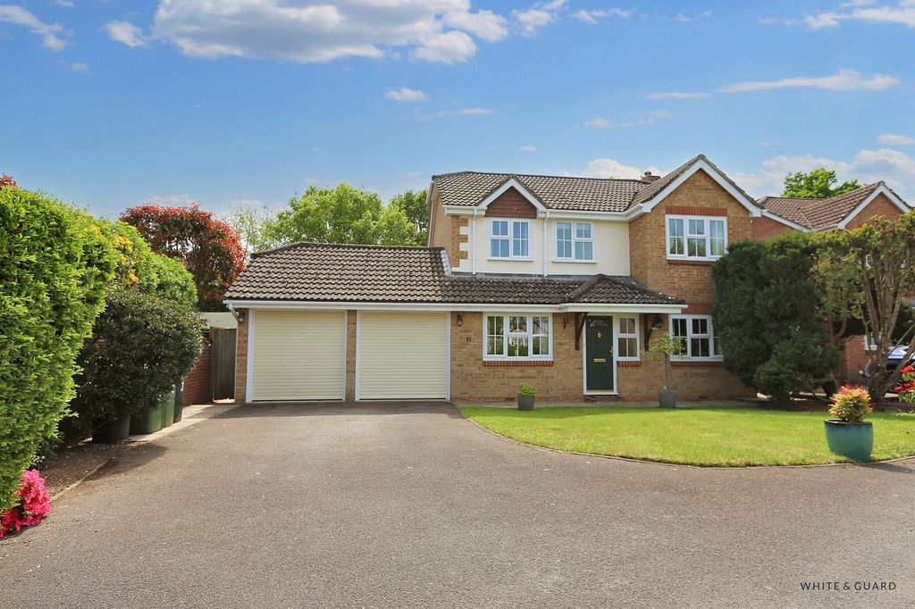 Property photo 1 of 16