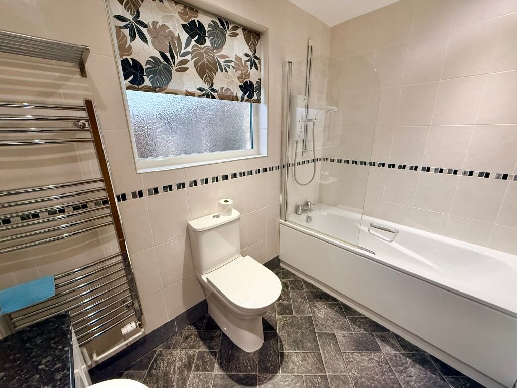 Property photo 1 of 2