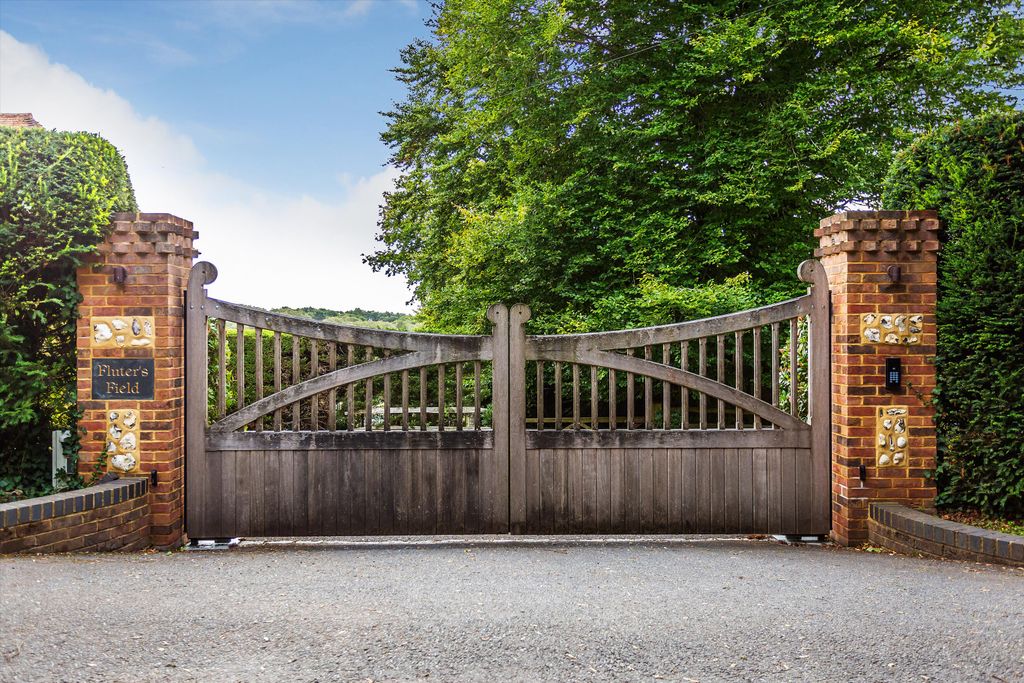 Additional image 13 of 6 bed detached house for saleWhite Lane, Guildford, Surrey GU4