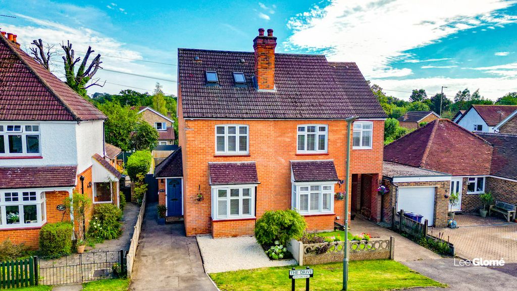Property photo 1 of 30