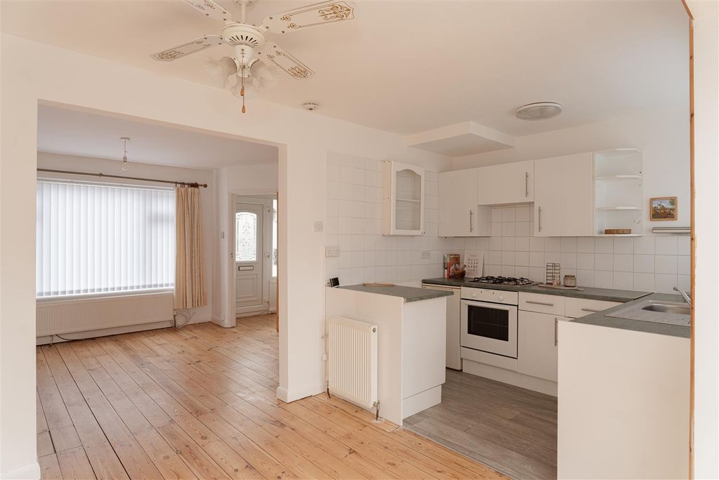 Property photo 2 of 16 12.Jpg