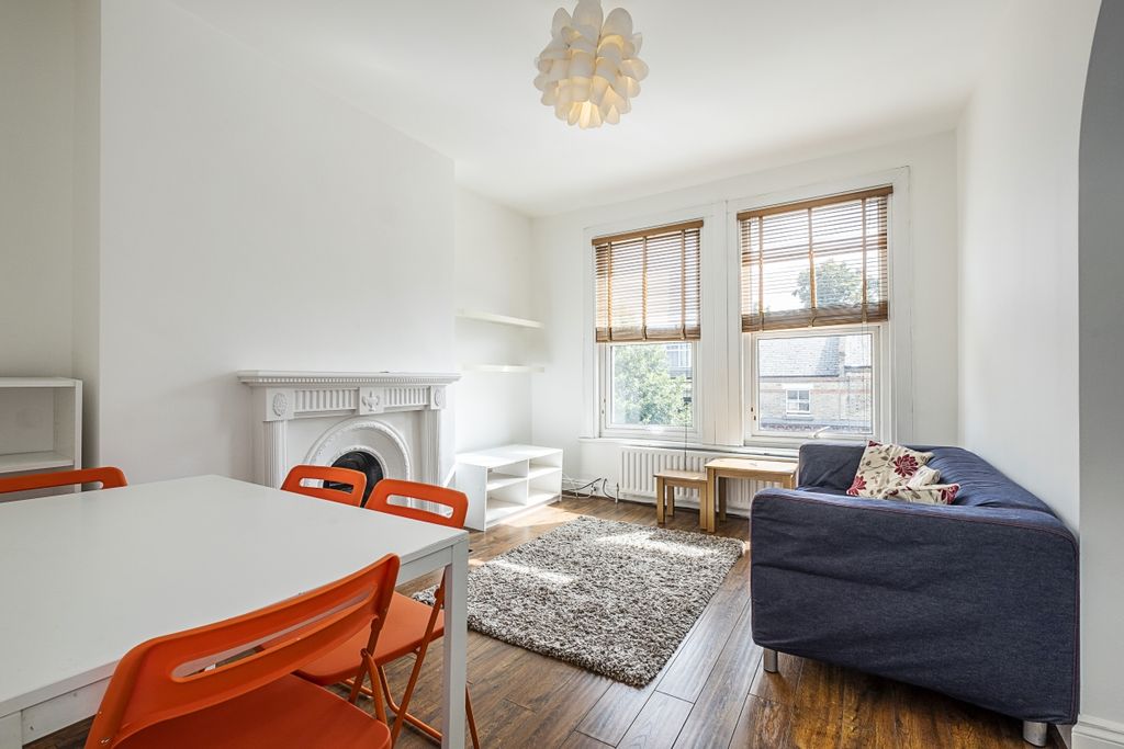 Property photo 3 of 17