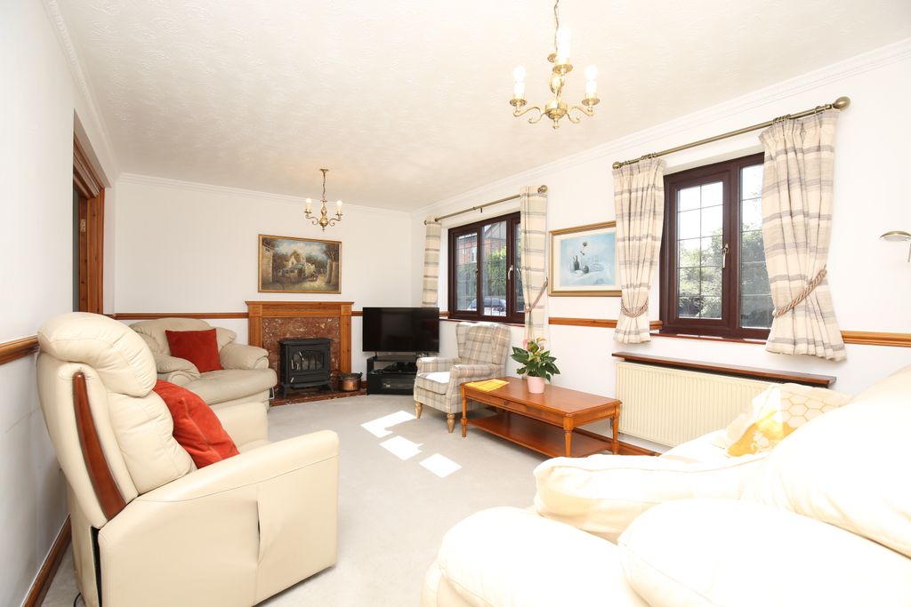 Property photo 2 of 25 4X8A5002