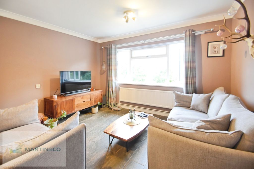 Property photo 2 of 12 2