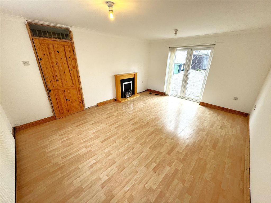 Property photo 3 of 27 Image19.Jpeg