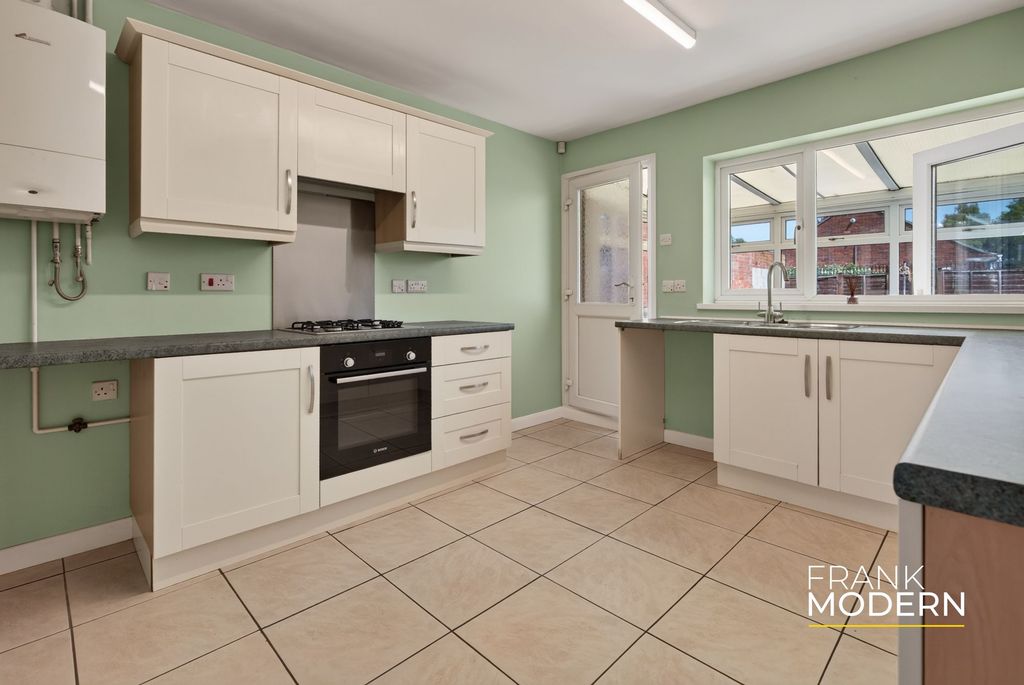 Property photo 2 of 35 Kitchen