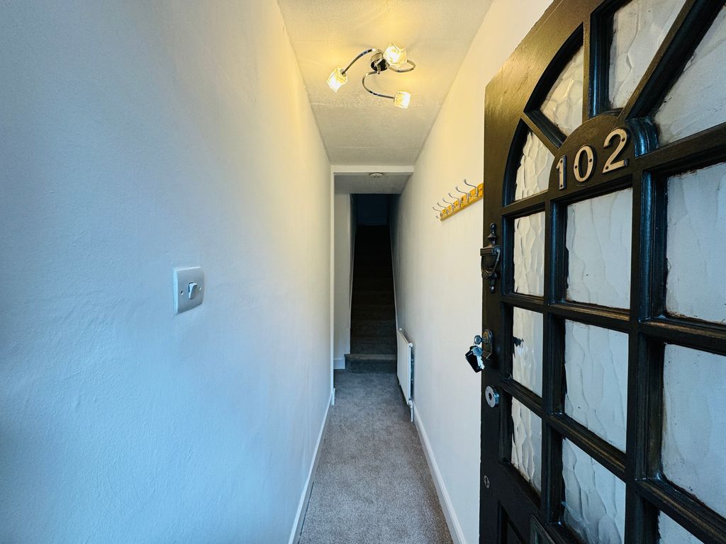 Property photo 2 of 14