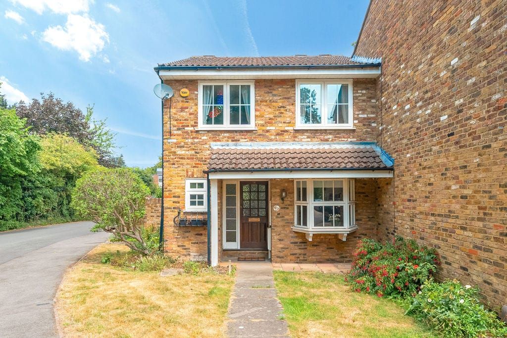 Property photo 1 of 21