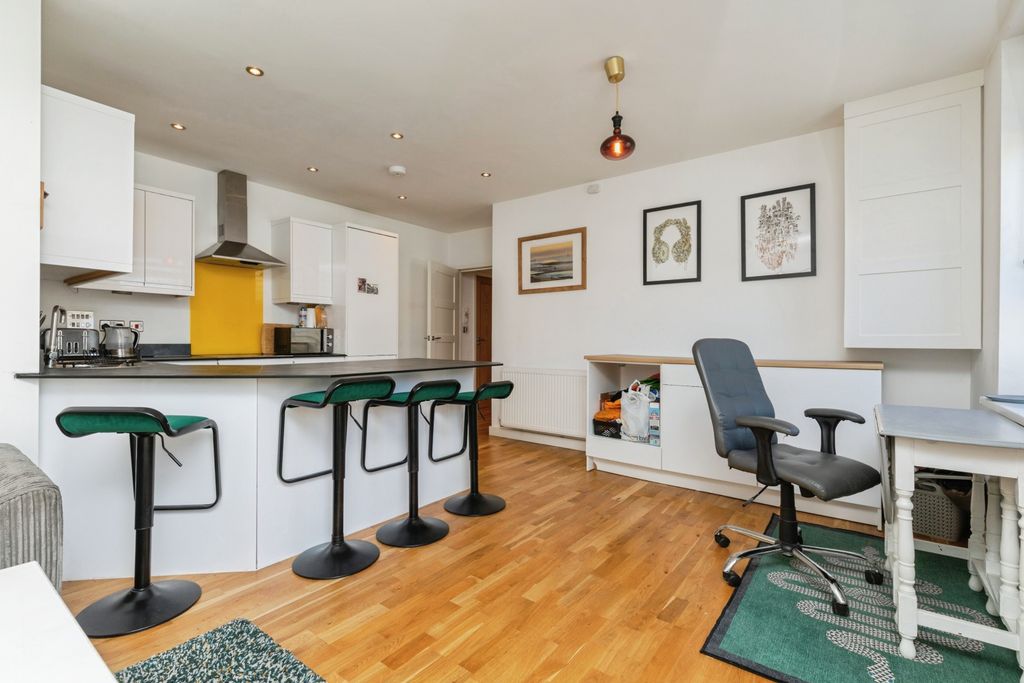 Property photo 3 of 20 Kitchen/Living Room