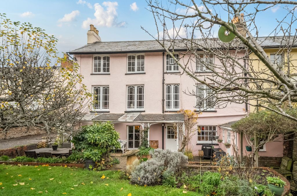 Property photo 1 of 31 1383583-8-6936d8B...