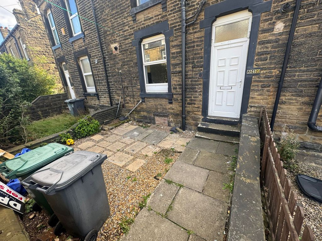 Property photo 3 of 14
