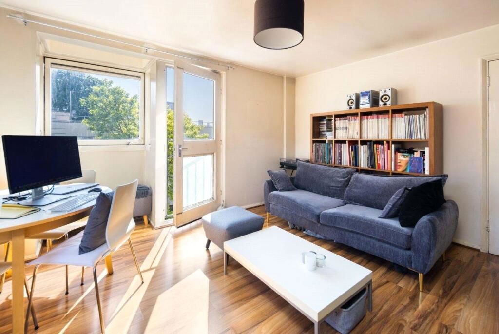 Property photo 2 of 12