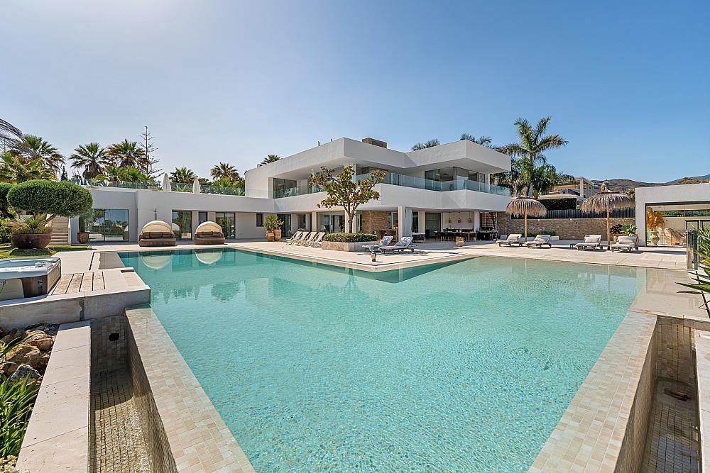 Property photo 3 of 19