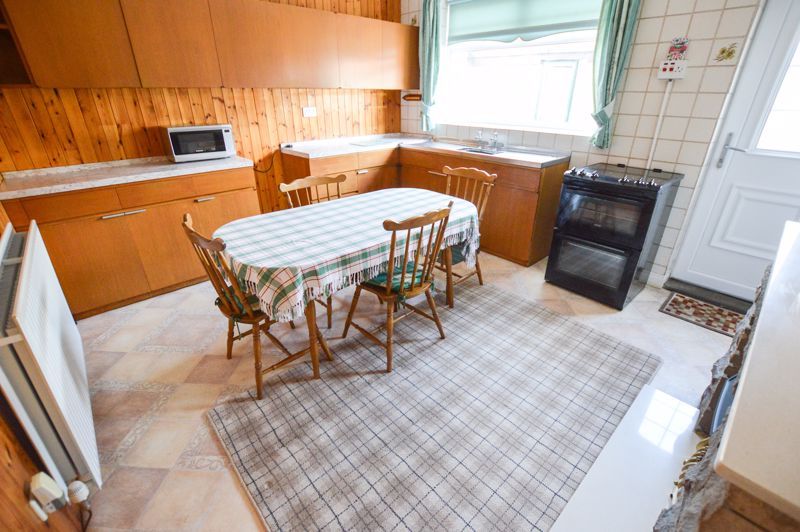 Property photo 2 of 11 Photo 8