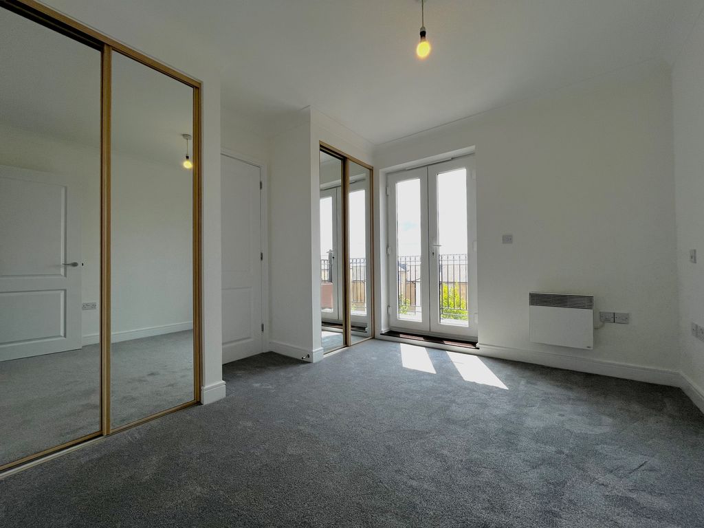 Property photo 3 of 11 Img_4562