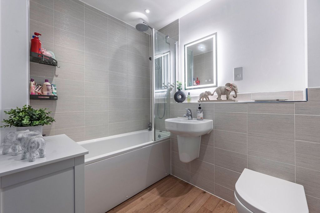 Additional image 14 of 2 bed end terrace house for saleThe Furrows, Bourton-On-The-Water GL54