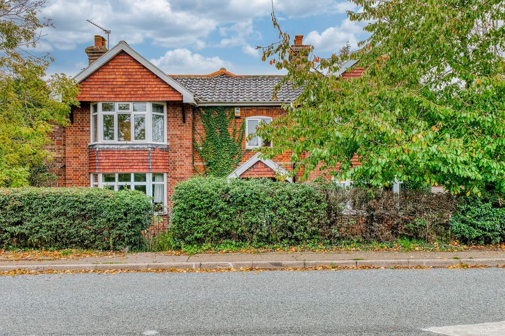 Property photo 1 of 28