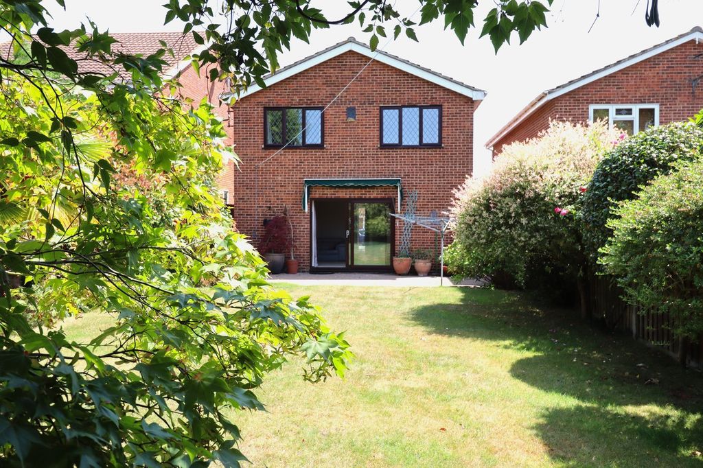 Property photo 2 of 29