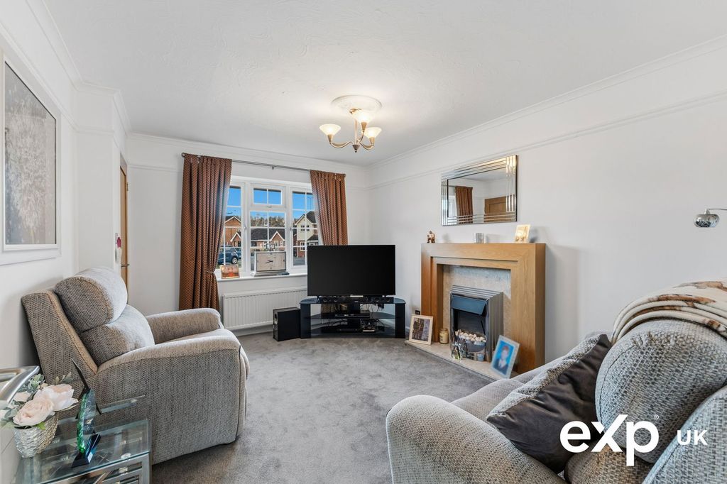 Property photo 2 of 14