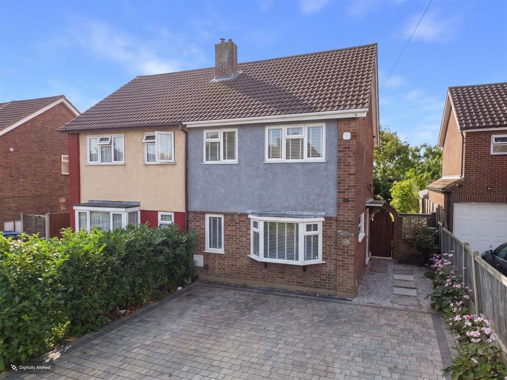 Property photo 1 of 17 Cam02342G0-Pr0221-Still014-001.Jpg