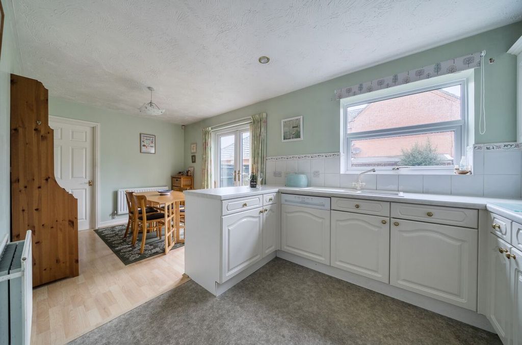 Property photo 3 of 19 140103010696924579De0F