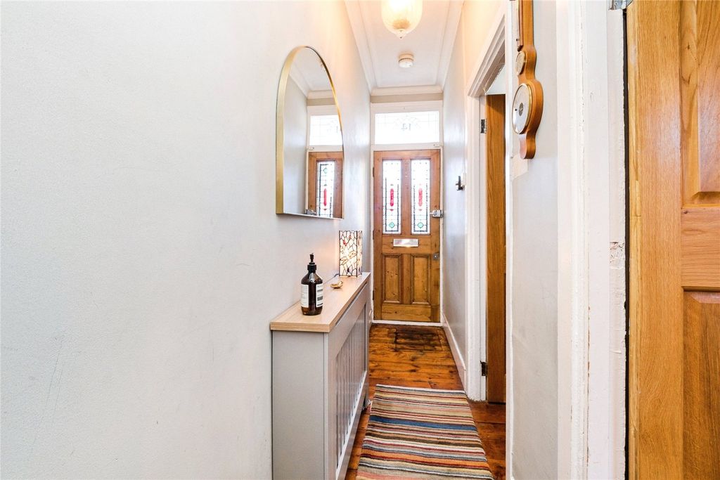 Property photo 3 of 27 Picture No. 05