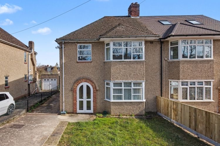 Property photo 1 of 13 324683