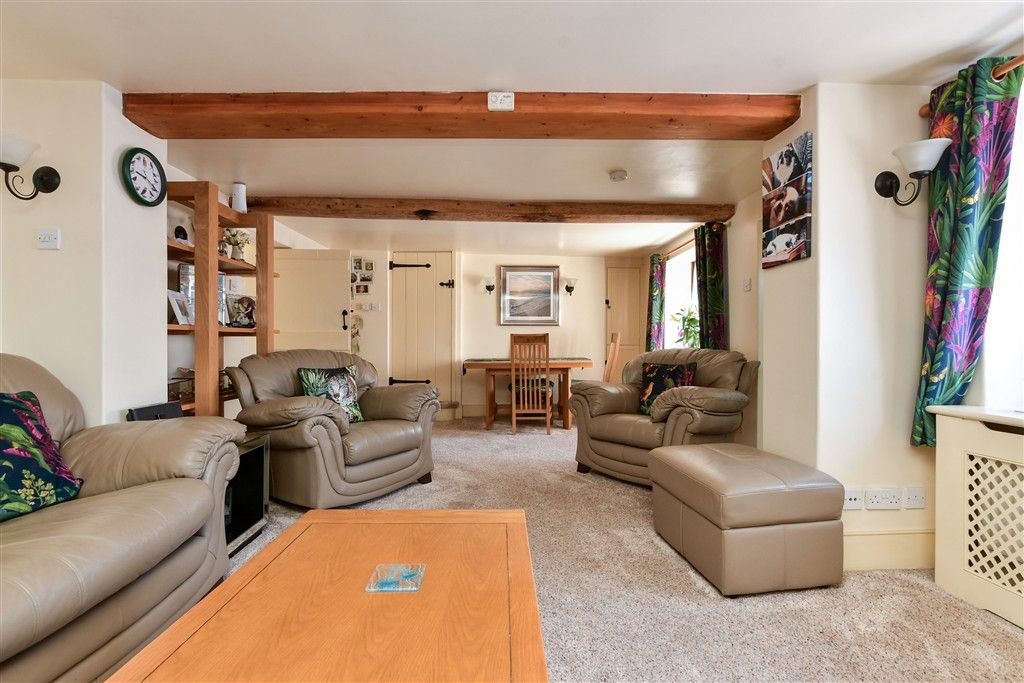 Property photo 3 of 16 Lounge/Diner