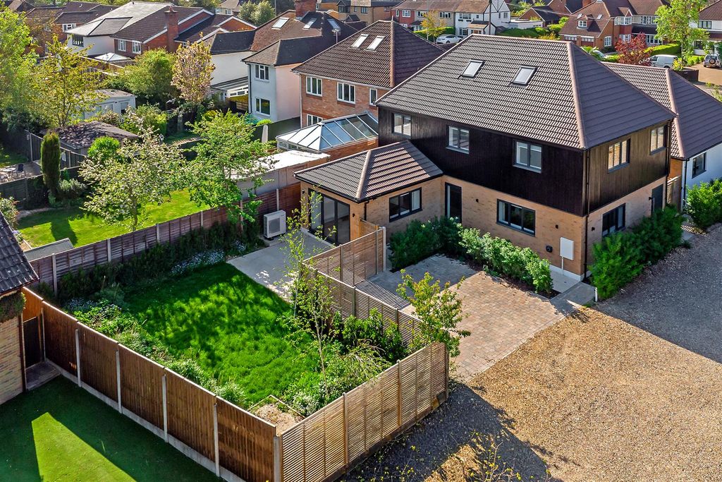 Property photo 2 of 25 19Wildwood-4.Jpg