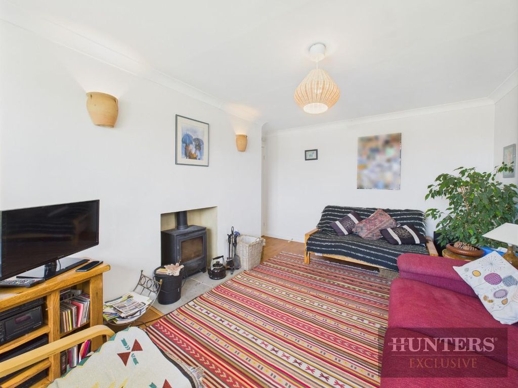 Property photo 3 of 22 Cam05316G0-Pr0159-Still005.Jpg